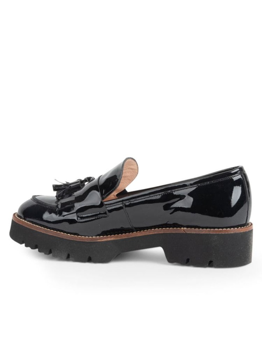 The Lug Sole Patricia Green | Beckham Tassel Lug Loafer Black Patent