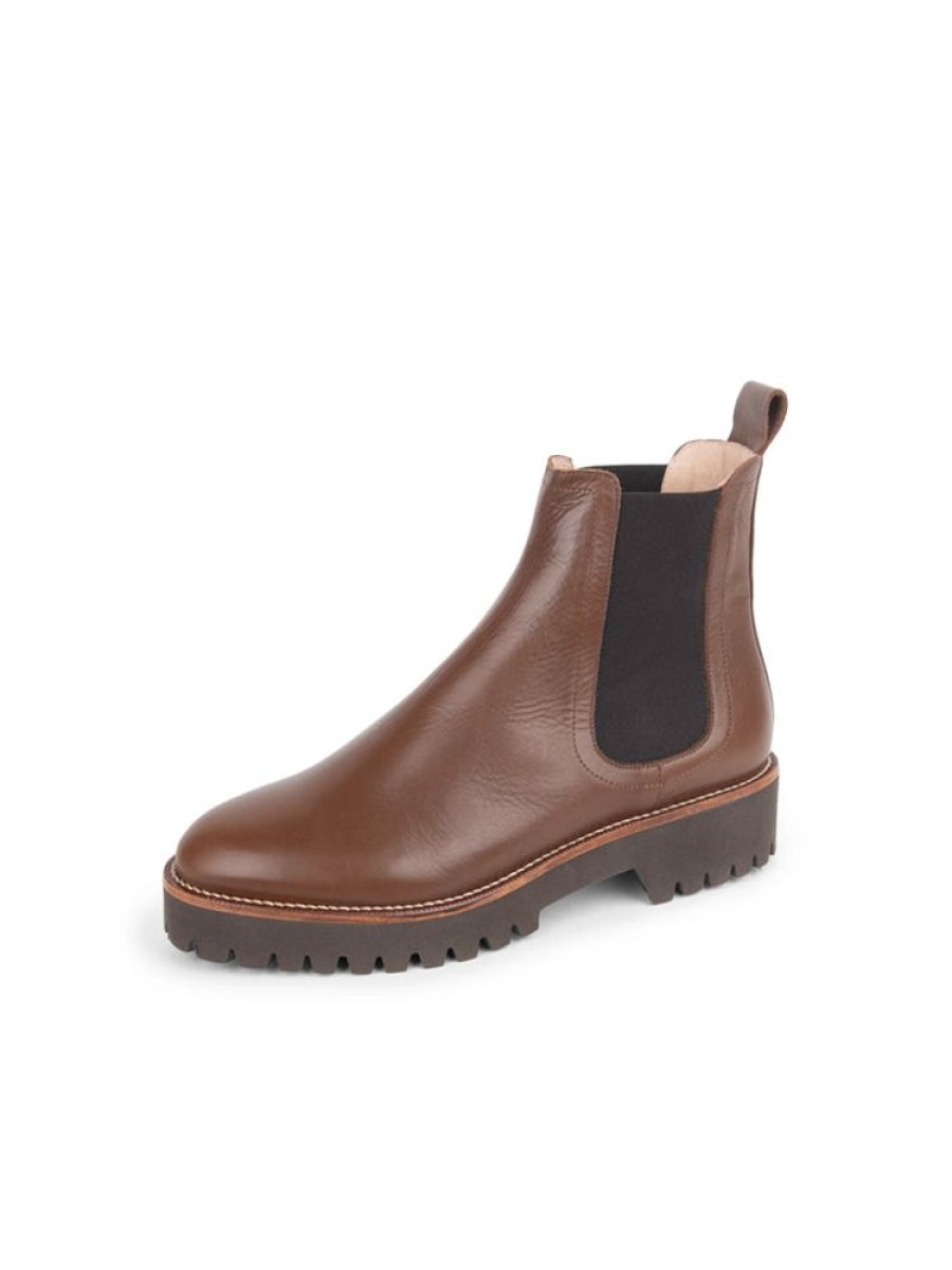 The Lug Sole Patricia Green | Chelsea Lug Sole Bootie Chocolate