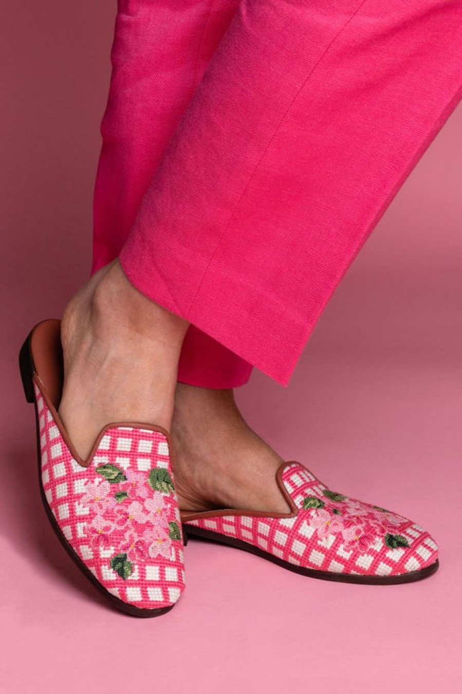 Clogs & Mules By Paige | Needlepoint Mule In Hydrangea Pink Hydrangea