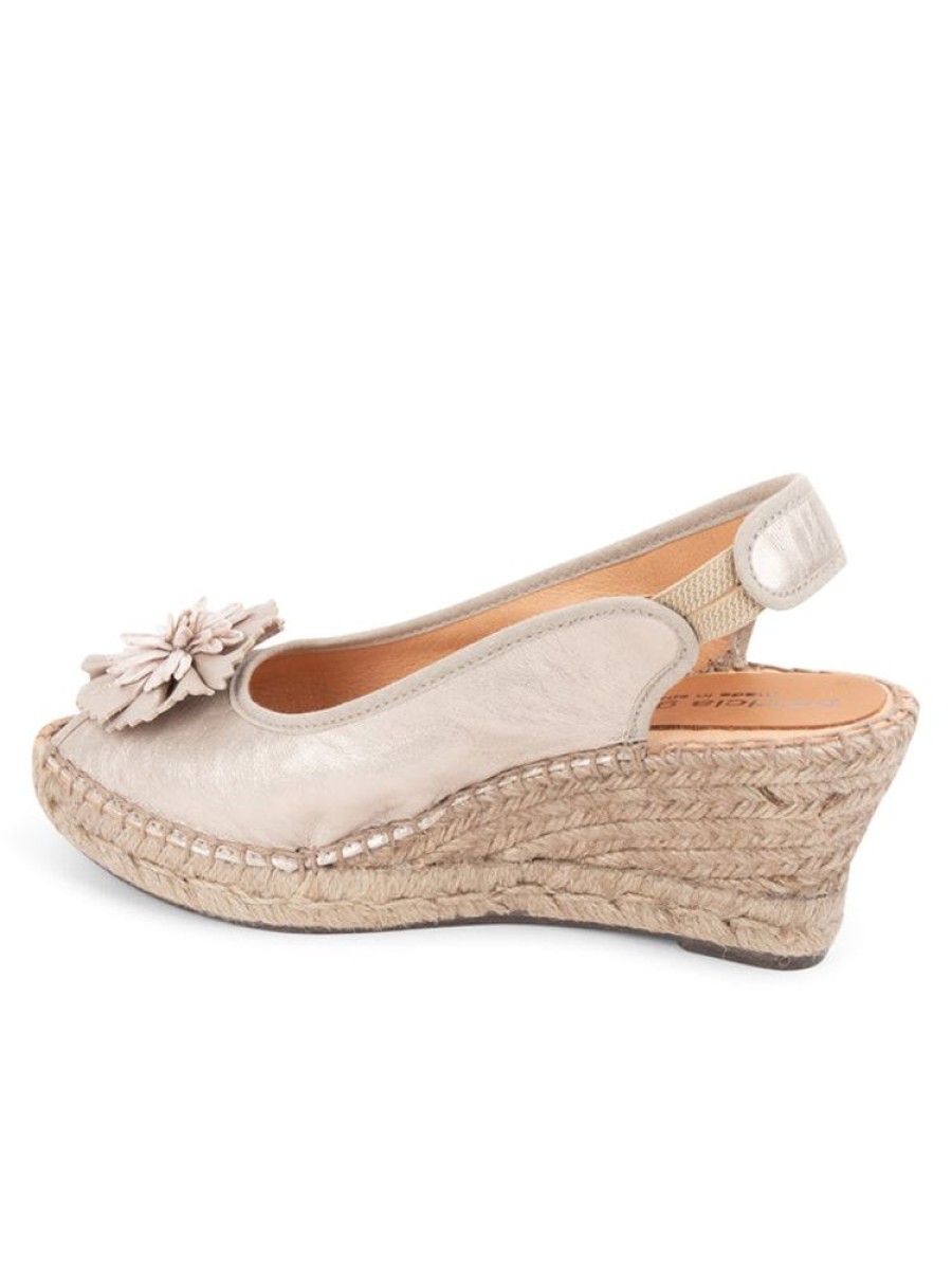 Wedges Patricia Green | Vero Flower Embellished Espadrille Champagne